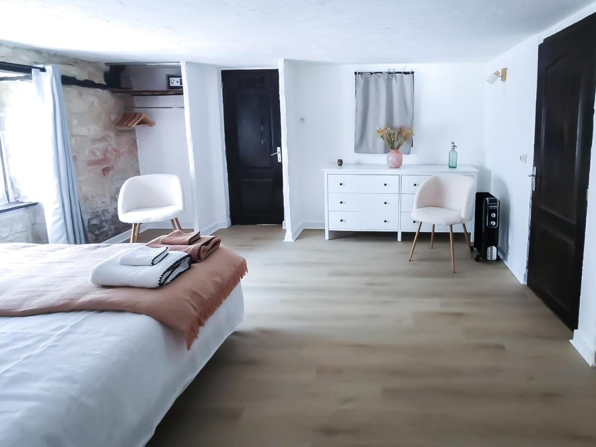 Les Chambres Du Roc Le Roc Bagian luar foto